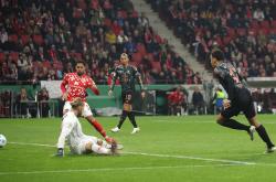 足球直播-雷根斯堡实力强劲，将对决美因茨的简单介绍