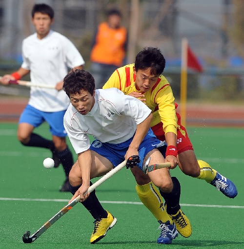 男子排球决赛激烈对抗,意大利队夺冠 男子排球决赛激烈对抗,意大利队夺冠