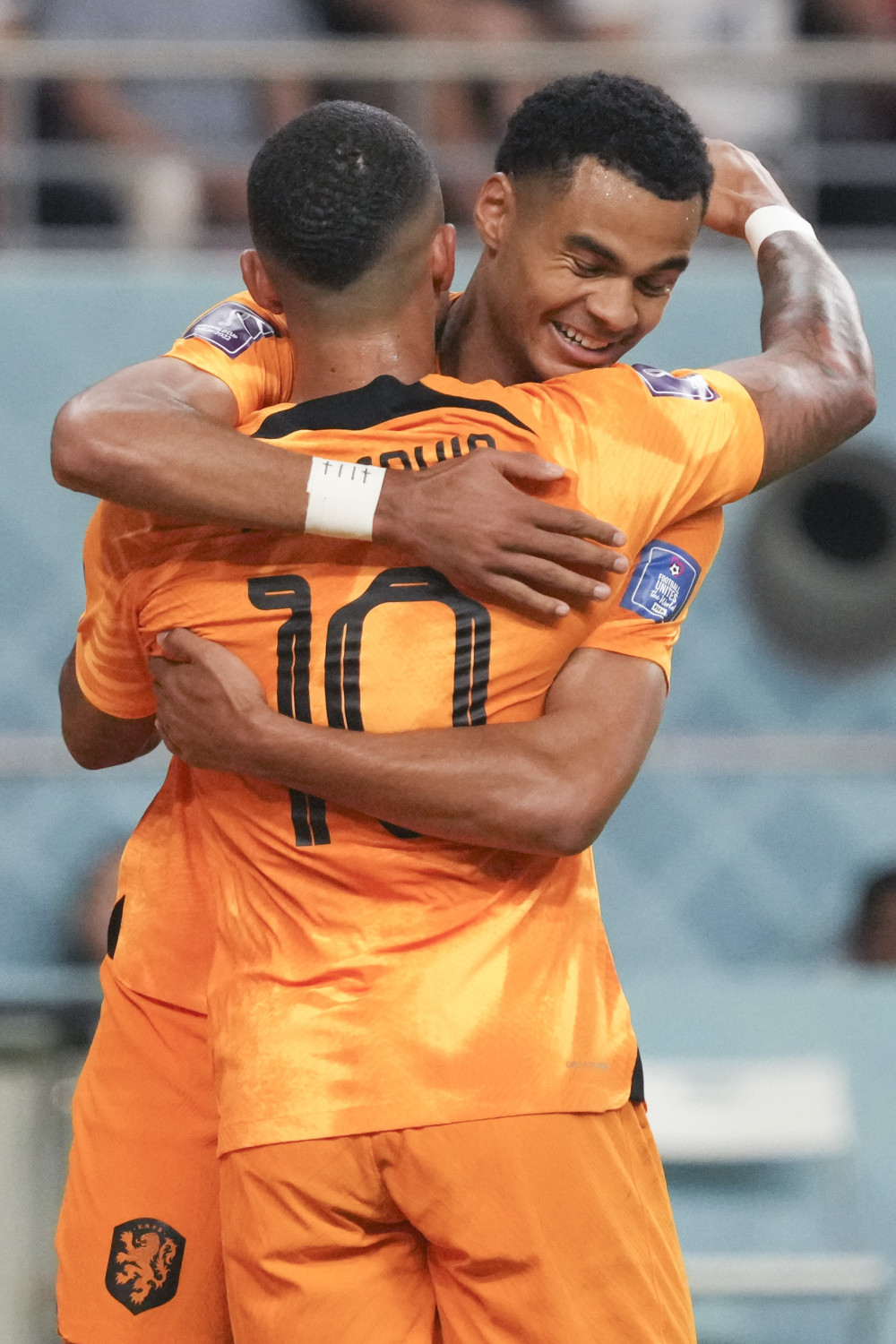 关于荷兰碾压美国,孔蒂送出助攻的信息 关于荷兰碾压美国,孔蒂送出助攻的信息